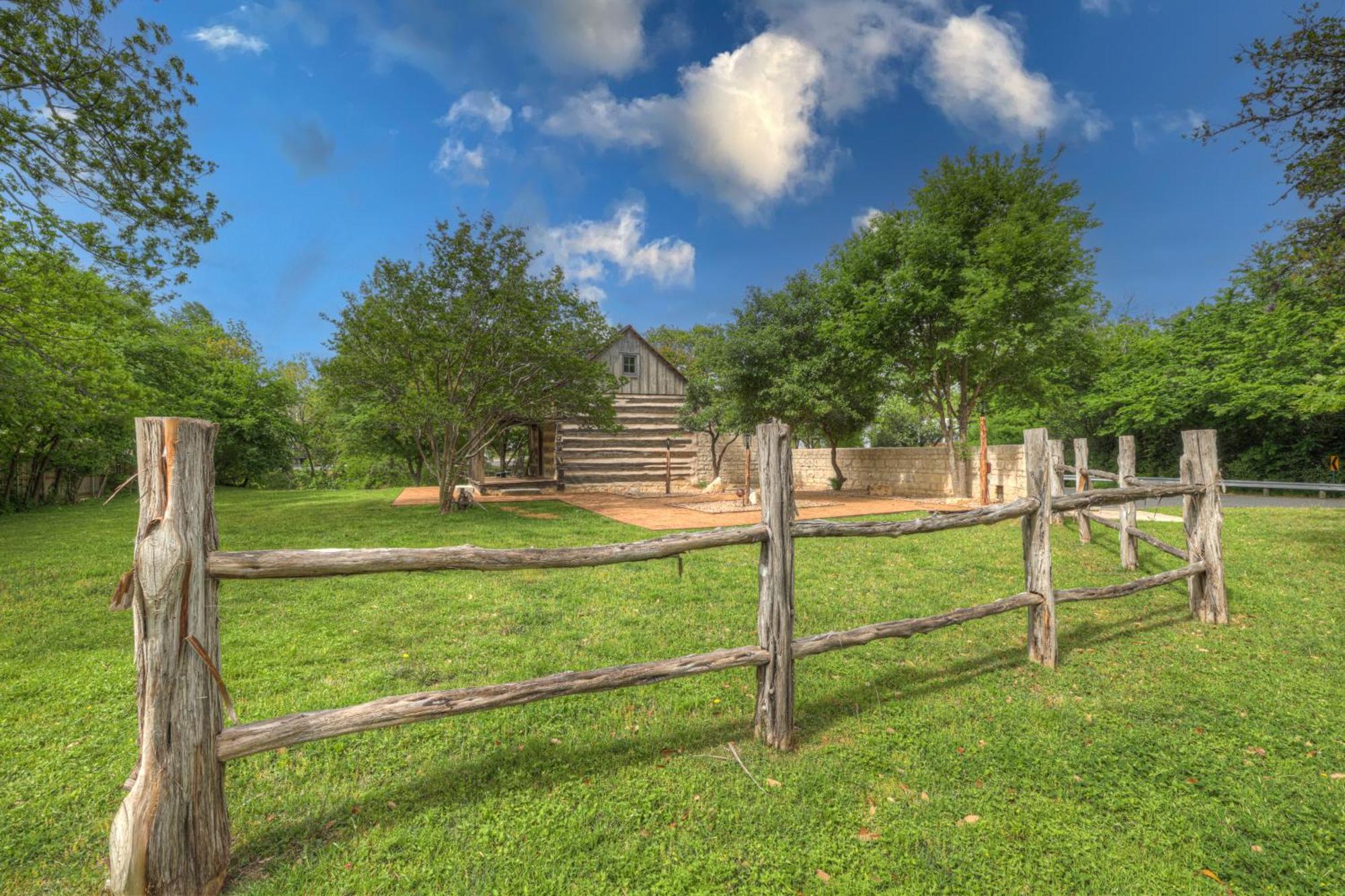 הוילה פרדריקסברג Town Creek Cabin Walk To Main St מראה חיצוני תמונה